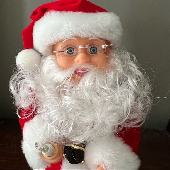 Santa Automated Christmas Figure with Music 12“ x 5“ - Picture 1 of 12
